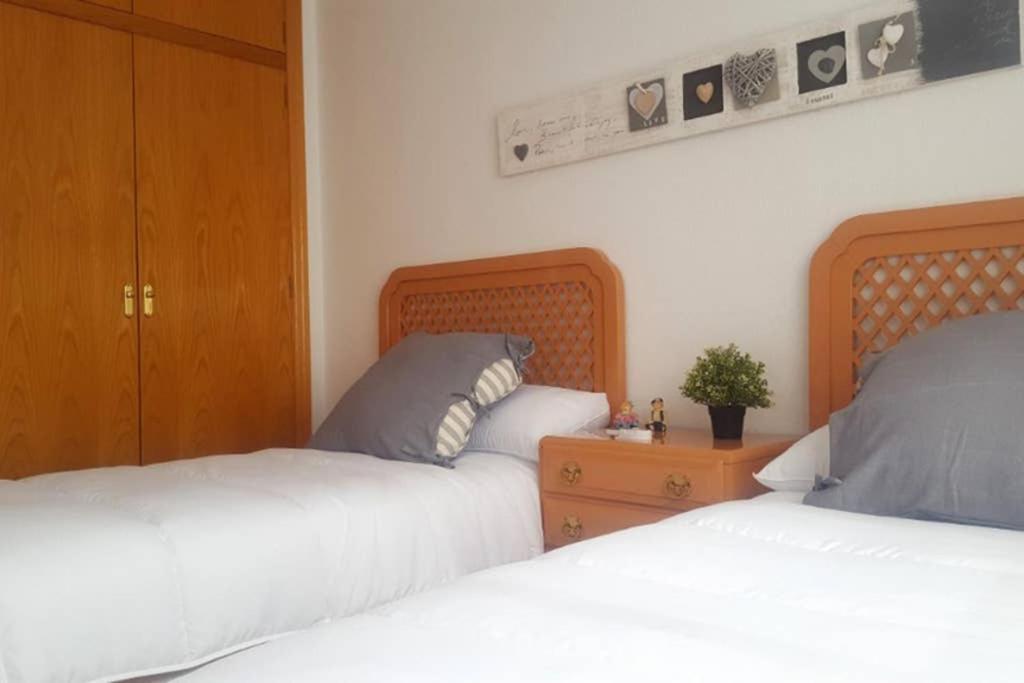 Ferienwohnung Encantador Apartamento En El Centro Alicante Exterior foto